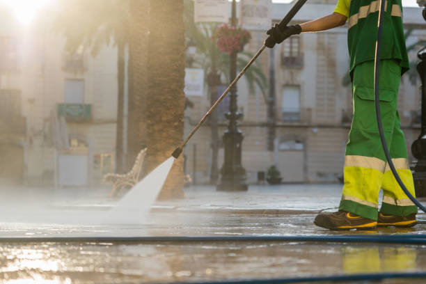 Best Graffiti Removal  in Redwood Valley, CA